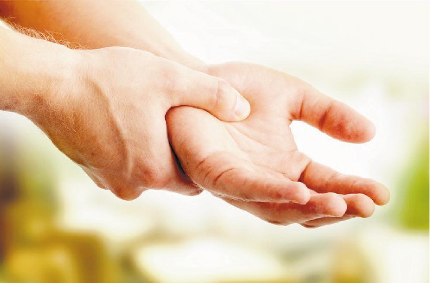 dolor localizado en la palma de la mano